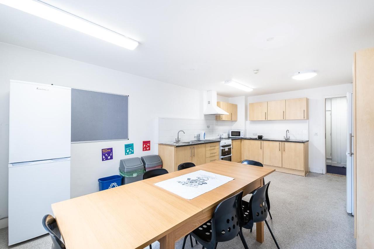 1 Night Free Comfortable Ensuite Rooms, Gillingham - Sk Hoo Экстерьер фото