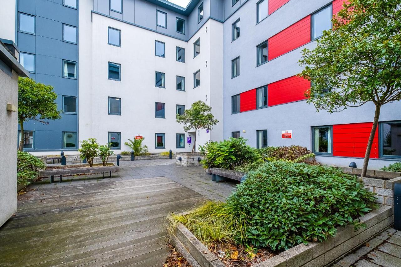 1 Night Free Comfortable Ensuite Rooms, Gillingham - Sk Hoo Экстерьер фото