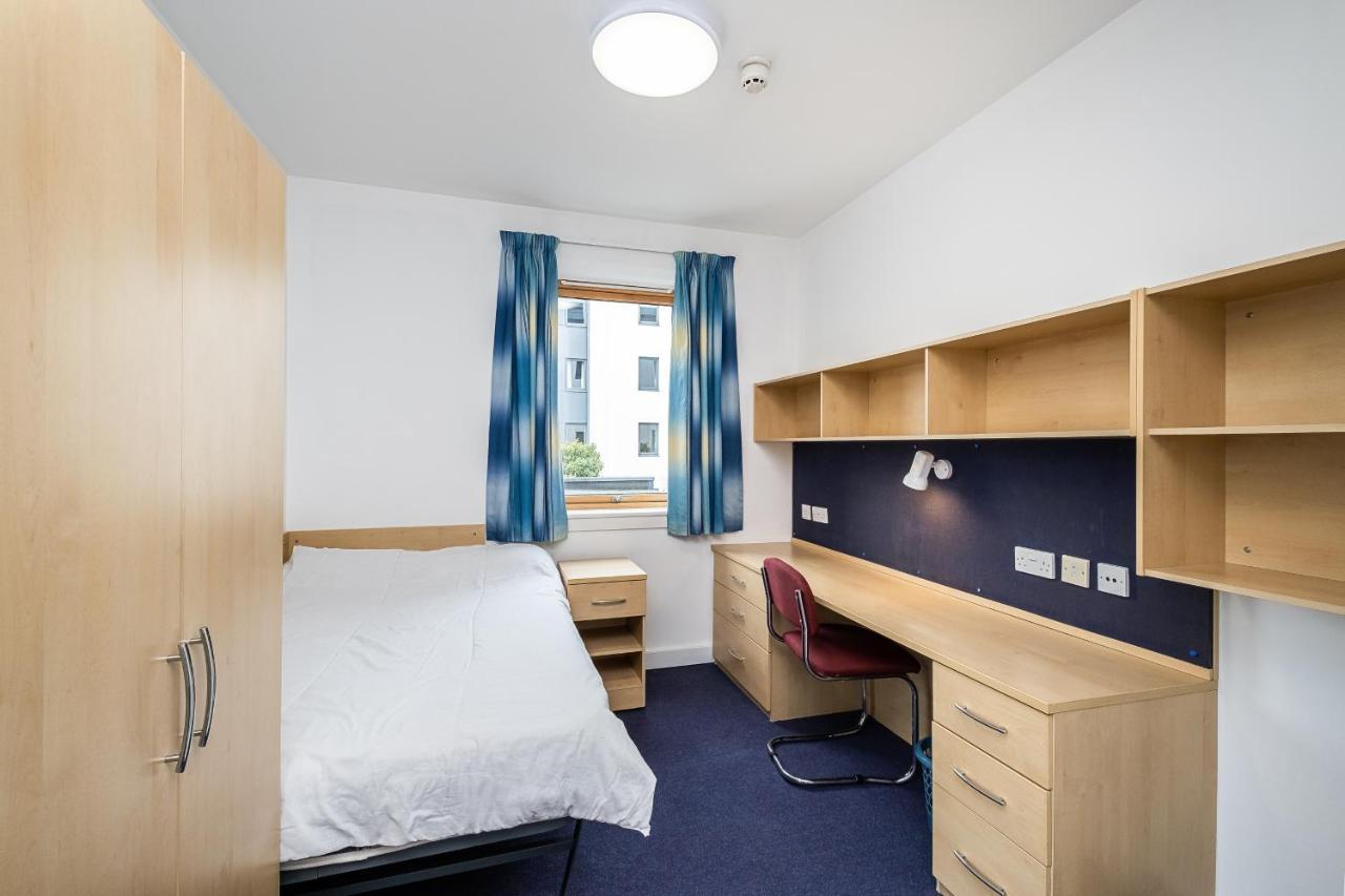 1 Night Free Comfortable Ensuite Rooms, Gillingham - Sk Hoo Экстерьер фото